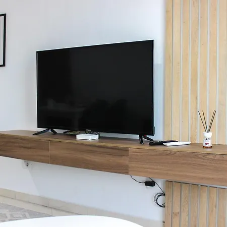 Apartment 220 Side-sea Serenity *
