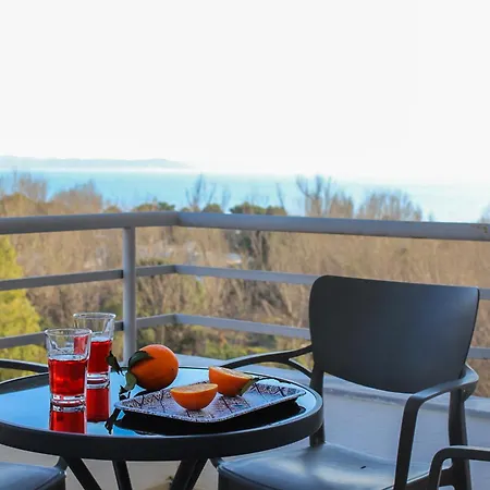 220 Side-sea Serenity Apartment Durrës